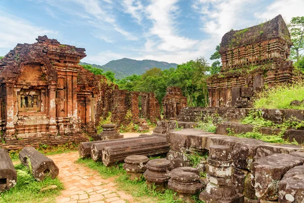 Increíble vista de Mi Hijo Santuario en Da Nang, Vietnam —  Fotos de Stock