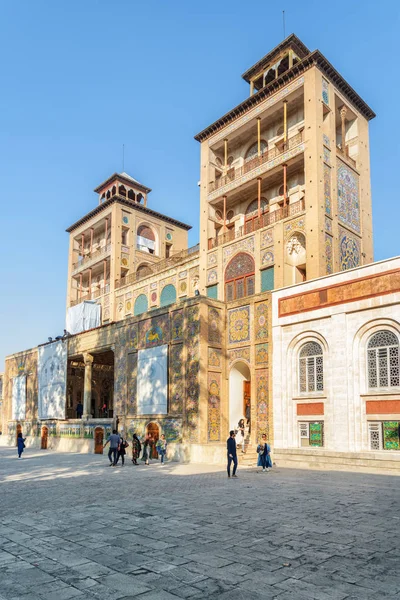 Festői kilátás az épület a nap, Golestan palota — Stock Fotó