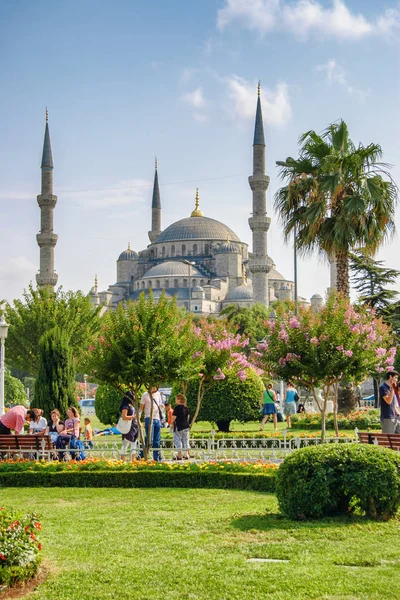 Fabulosa vista da Mesquita Sultão Ahmed em Istambul, Turquia — Fotografia de Stock