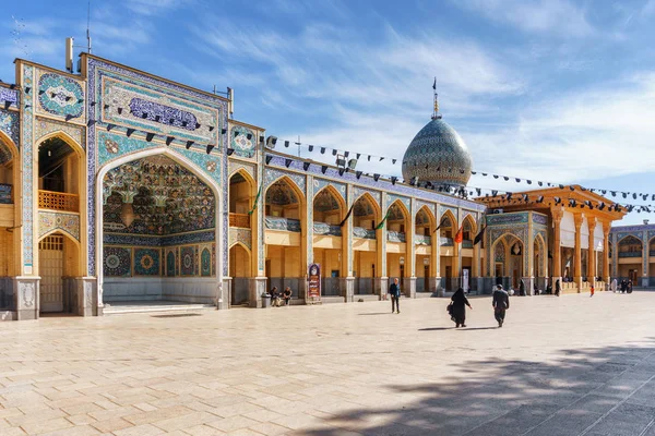 Vacker utsikt över Shah Cheragh-moskén och mausoleet, Shiraz — Stockfoto