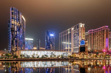 Macau Cotai modern binaların güzel gece görünümü