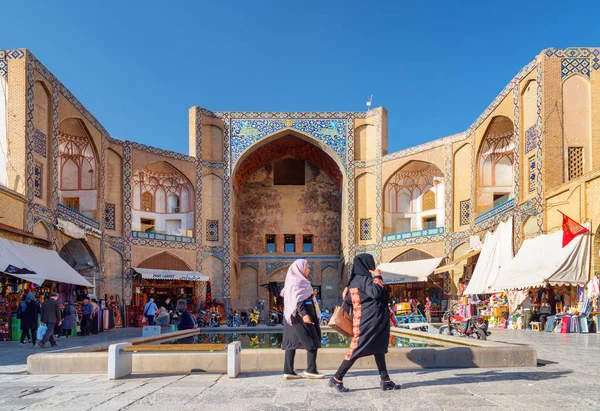 Underbar utsikt över Qeysarie Gate av Grand Bazaar — Stockfoto