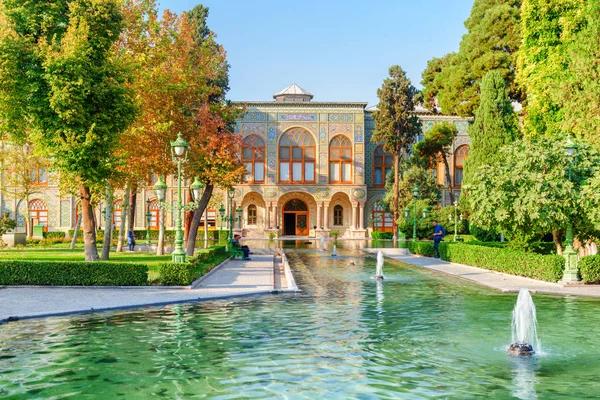 Vista incrível do Palácio e das fontes do Golestan, Teerão, Irão — Fotografia de Stock