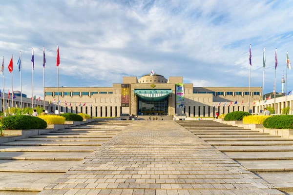 Main view of the War Memorial of Korea in Seoul — Stock Photo, Image