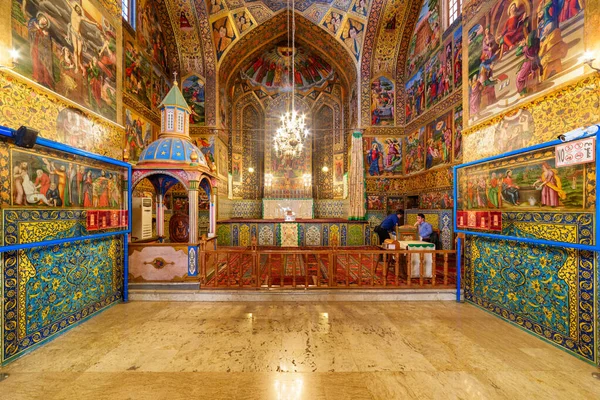 Wspaniały widok na wnętrze sali modlitewnej, Katedra Świętego Zbawiciela — Zdjęcie stockowe