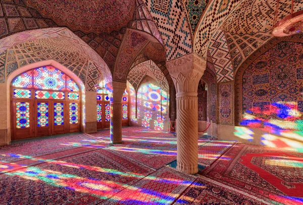 Shiraz Іран Жовтня 2018 Дивовижний Вид Ранкового Світла Відбитого Через — стокове фото