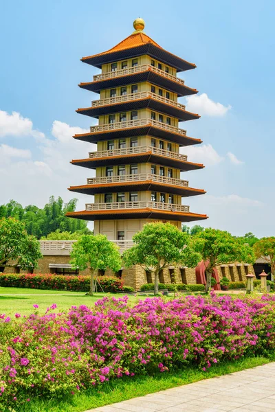 Vista Colorida Pagoda Guang Shan Buddha Museum Kaohsiung Taiwán Taiwán — Foto de Stock
