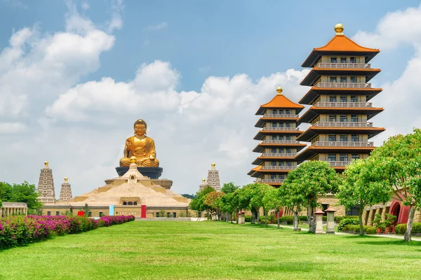 台湾高雄市の佛光山大仏博物館の素晴らしい景色 台湾はアジアの人気観光地です — ストック写真