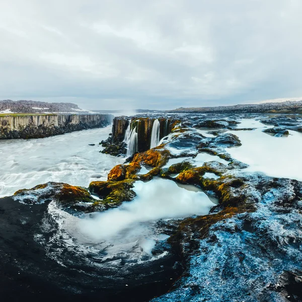 Famosa cachoeira Selfoss — Fotografia de Stock