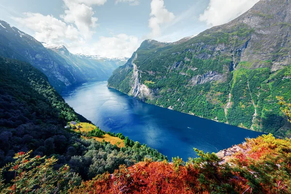 Vue imprenable sur le fjord Sunnylvsfjorden — Photo