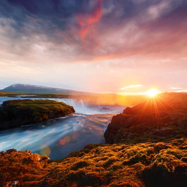 Godafoss vattenfall på Skjalfandafljot floden — Stockfoto