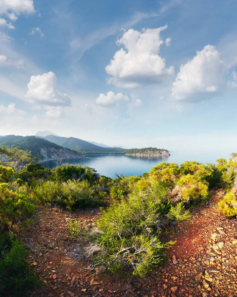 Fantastiska Medelhavet kustlandskap i Turkiet — Stockfoto