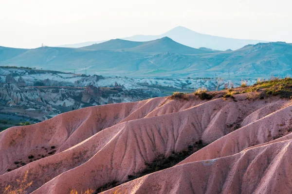 A Cappadocia hegyek csodálatos napfelkeltét — Stock Fotó