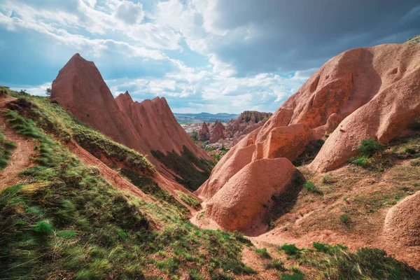 Amazing sunrise in Cappadocia mountains — Stock Photo, Image