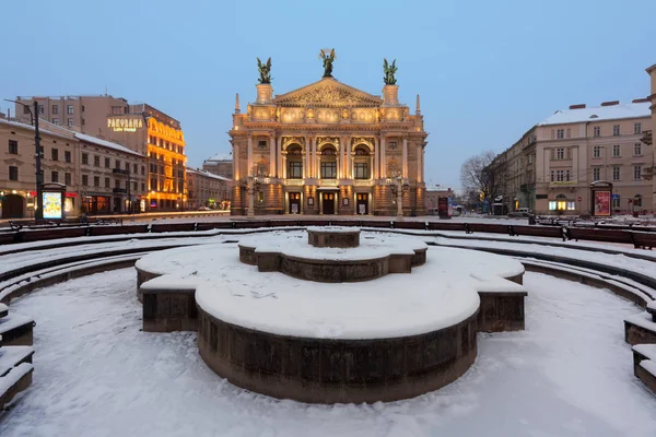 Lviv State Teatro Acadêmico de Ópera e Ballet — Fotografia de Stock