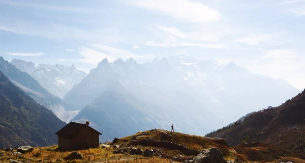 Increíble vista de la cordillera de Monte Bianco — Foto de Stock