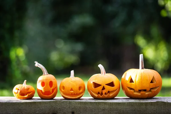 Koncepcja rzeźbienia Halloween — Zdjęcie stockowe