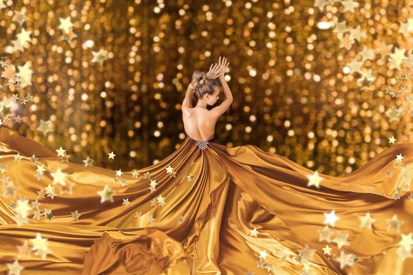 Young Woman Luxurious Long Golden Dress Rear Wiew Girl Fluttering — Stockfoto