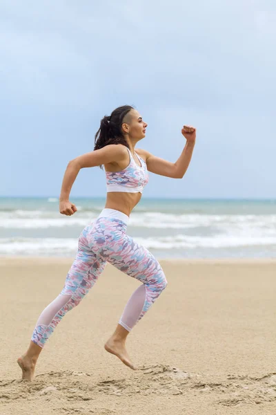 Runner Woman Running Beach Corredor Feminino Correndo Durante Treino Livre — Fotografia de Stock