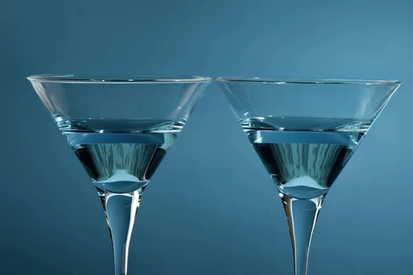 Close-up foto van Martini bril met cocktail drankje — Stockfoto