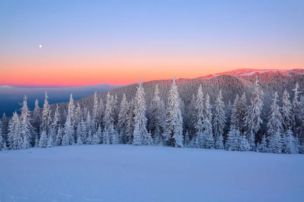 Landscape High Mountains Covered Snow Interesting Frozen Texture Beautiful Winter — Stock Photo, Image