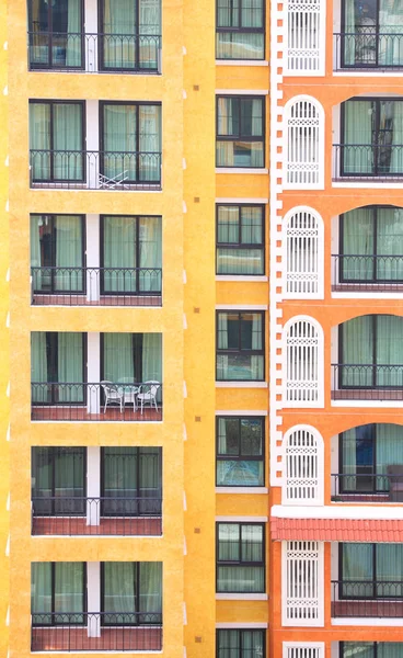 Edificio Condominiale Verticale Più Piani Con Balcone — Foto Stock