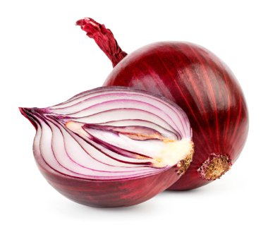 Kırmızı soğan ve yarısı beyaz kapatın. İzole.