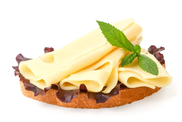 Sandwich Mit Käse Und Salat Großaufnahme Auf Weißem Hintergrund Isoliert — Stockfoto