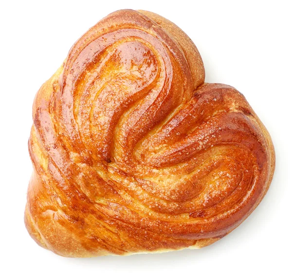 Panino a forma di cuore con zucchero su fondo bianco, isolato. La vista dall'alto — Foto Stock