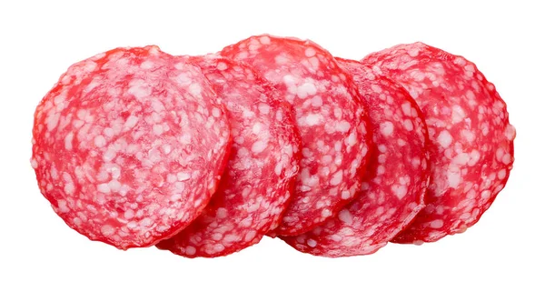 Beyaz arka planda kesilmiş sosis dilimleri. Üst görünüm