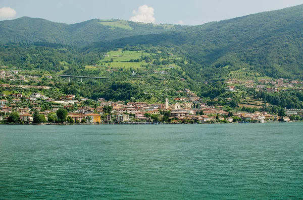 イタリア、イセオ島からの眺め — ストック写真