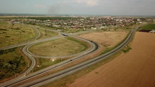 Ulaştırma Kavşağı Görüntülerini Hava Dron Yaz Çapraz Yol Kavşağı Gün — Stok video