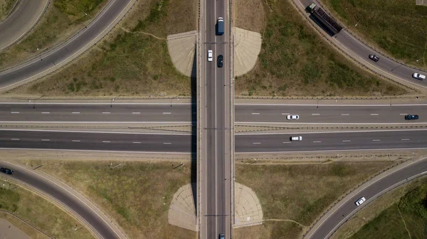 Lato Zdjęcie Lotnicze Skrzyżowania Transportu Skrzyżowanie Skrzyżowania Dróg Widok Góry — Zdjęcie stockowe