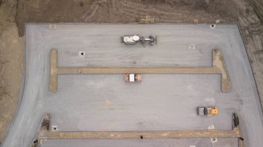 Hava yukarıdan aşağıya inşaat yol ve otopark, İnşaat Makinaları operasyonda görünümü