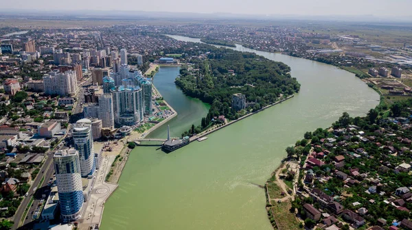 Flygfoto över södra Ryssland, Krasnodar kraj, Krasnodar staden 2018 — Stockfoto