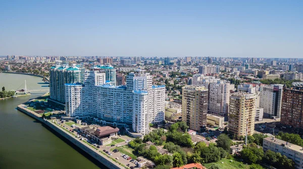 Luchtfoto van Zuid-Rusland, kraj Krasnodar, Krasnodar stad in 2018 — Stockfoto