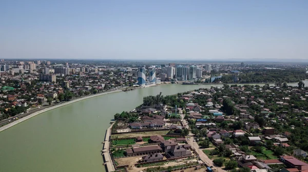 Flygfoto över södra Ryssland, Krasnodar kraj, Krasnodar staden 2018 — Stockfoto