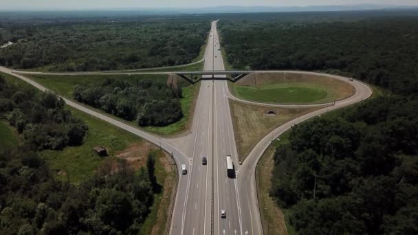 Cloverleaf Interchange gezien van bovenaf. — Stockvideo