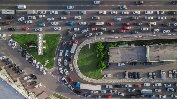 Drones Eye View - vista superior de atasco de tráfico, concepto de transporte —  Fotos de Stock