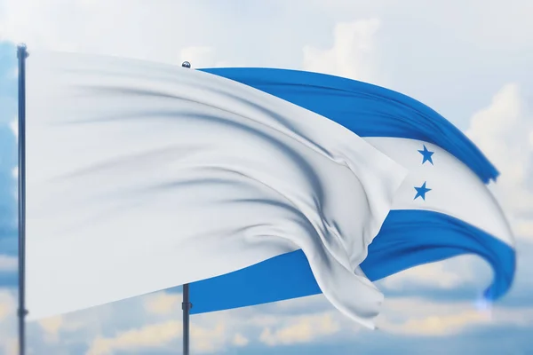 Honduras bayrağı ve rüzgarda dalgalanan bayrak direğinde beyaz bayrak. Yakın görünüm, 3 boyutlu illüstrasyon. — Stok fotoğraf