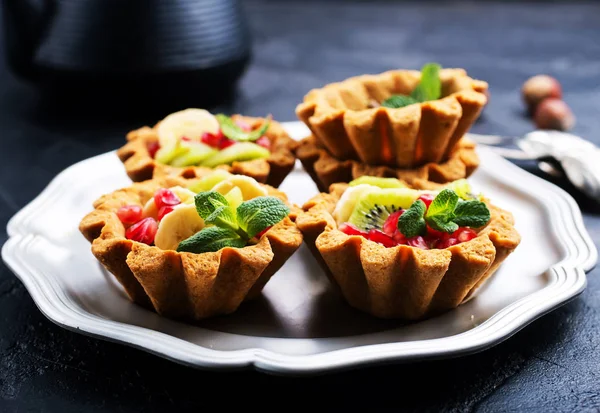 Tartlets Met Verse Vruchten Bessen Desert Met Bessen — Stockfoto