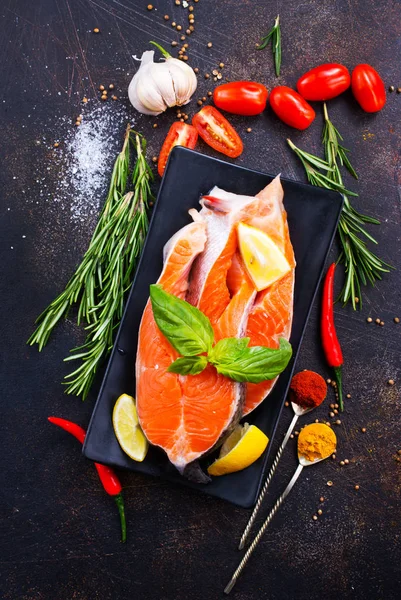 Raw Salmon Fish Salt Herbs — Stock Photo, Image