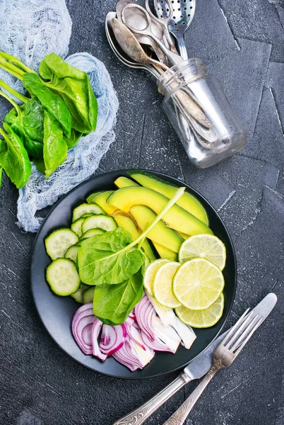 Diet Food Slicing Avocado Lime Red Onion Spinach — Stock Photo, Image