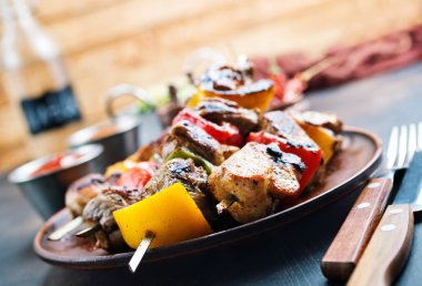 Sebzeli et kebabı kapat