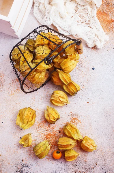 Fruta Madura Physalis Sobre Fondo Blanco —  Fotos de Stock