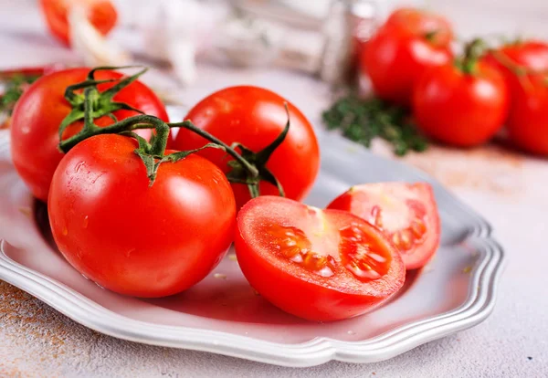 Tomate Plato Metal Tomate Fresco Tomate Para Ensalada — Foto de Stock