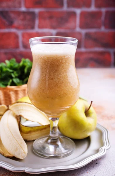 Smoothie Mit Apfel Und Banane Frischer Smoothie — Stockfoto