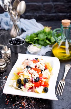 taze sebze ve peynir, diyet salata salata