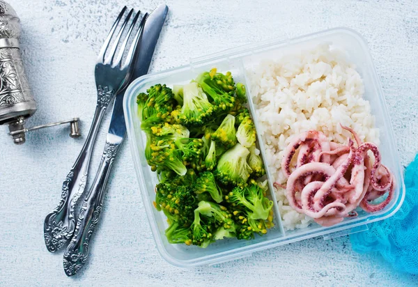 Top View Healthy Broccoli Rice Octopus Lunch Box — Stock Photo, Image