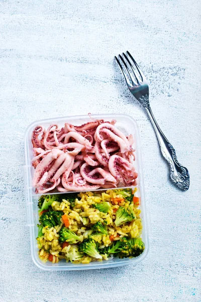 Top View Health Octopus Rice Broccoli Carrot Lunch Box — Stock Photo, Image